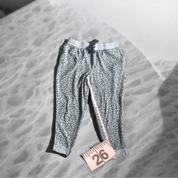 Jaclyn Intimates l Grey & Black Cheetah Print Sweats l 2 Pocket Designl - Picture 5 of 12